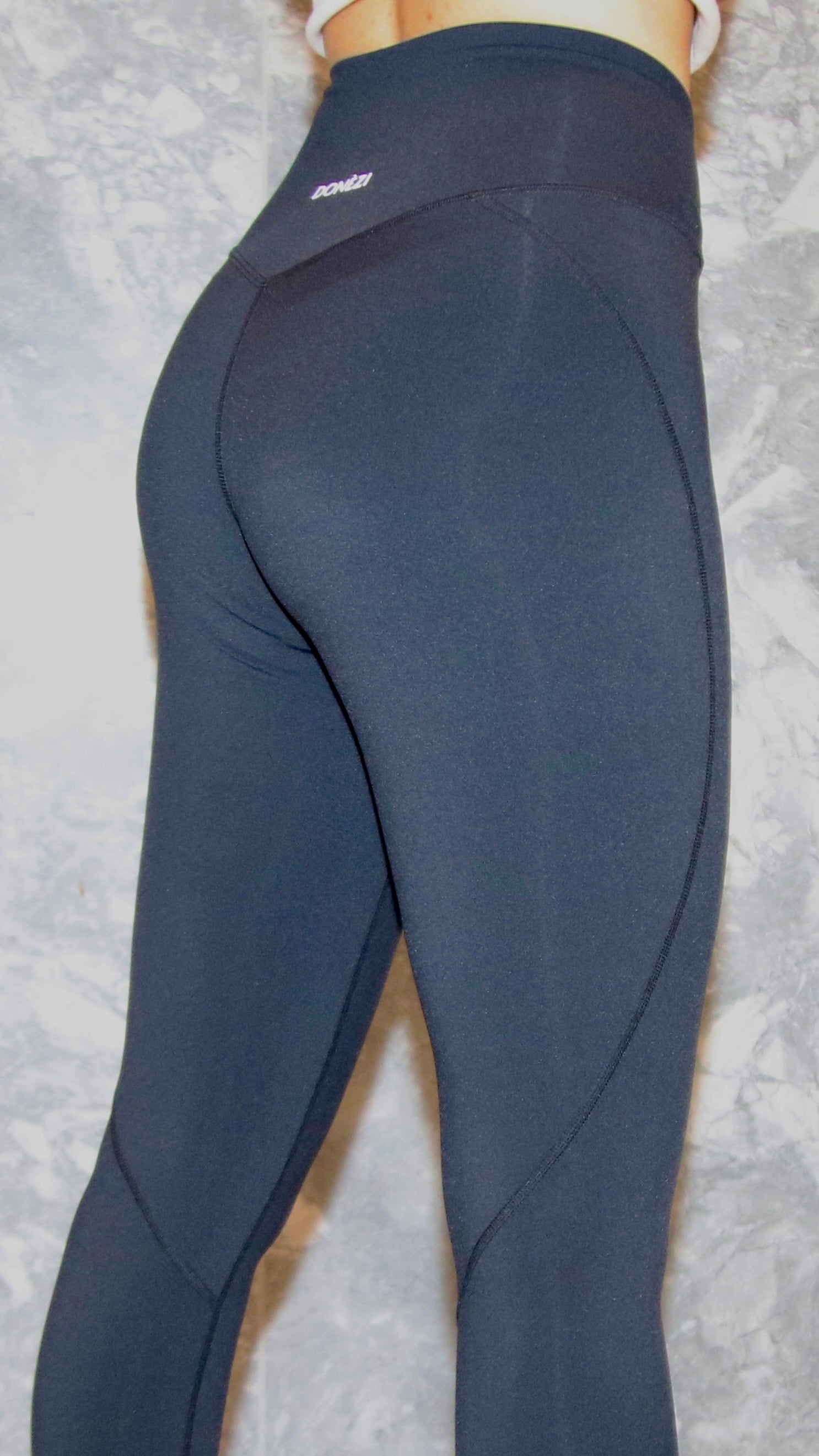 Satin Noir™ - High Rise Seamless Leggings 28"